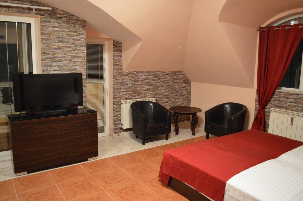 Bon Bon Hotel Σόφια Δωμάτιο φωτογραφία