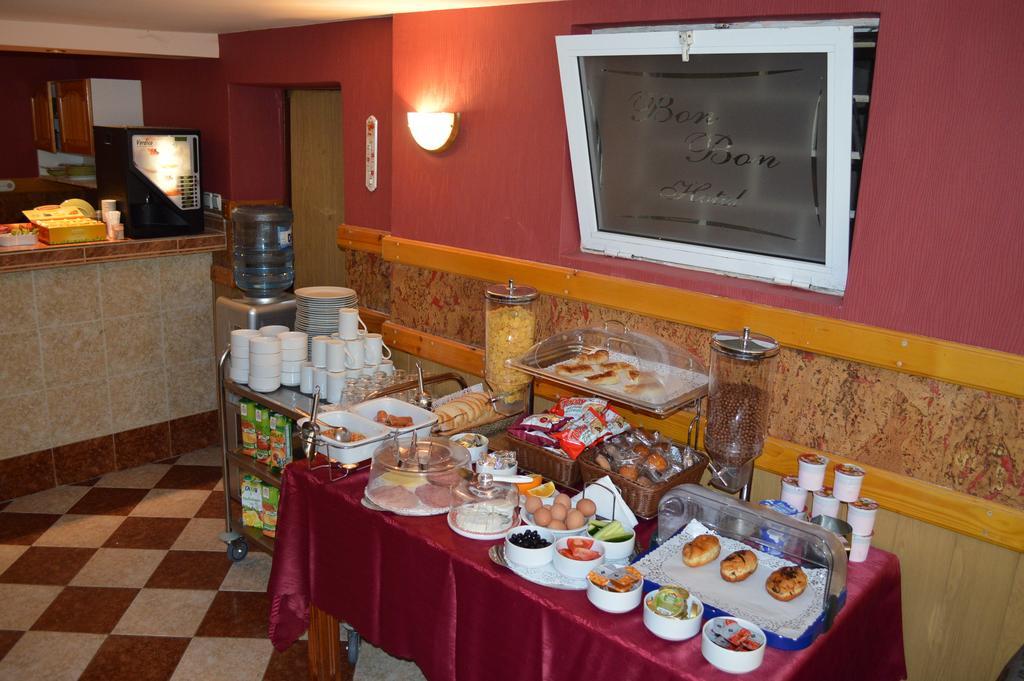 Bon Bon Hotel Σόφια Εξωτερικό φωτογραφία