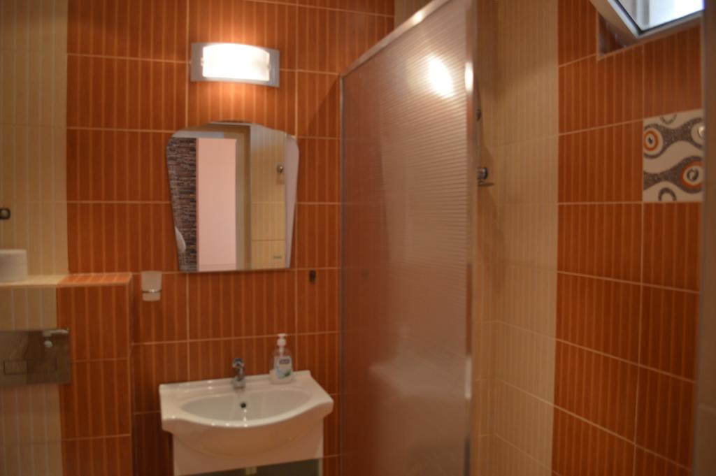 Bon Bon Hotel Σόφια Εξωτερικό φωτογραφία
