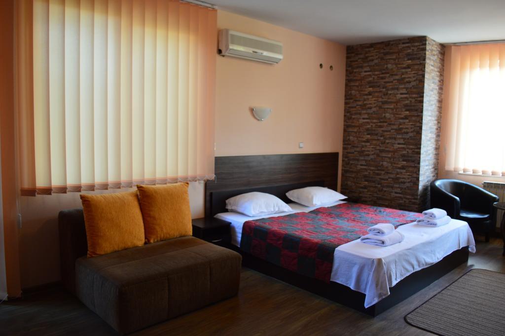 Bon Bon Hotel Σόφια Εξωτερικό φωτογραφία